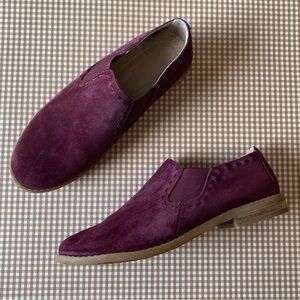 Hush Puppies Chardon Slip on suede shoes. Size 8 WIDE